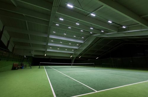 LED Sporthallenbeleuchtung bei der Tennishalle UHC Hamburg